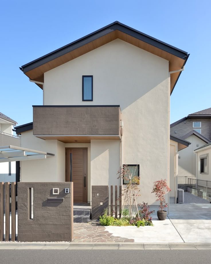 2. “Tiny House” Jepang – Tersusun Hanya di Lahan Parkir