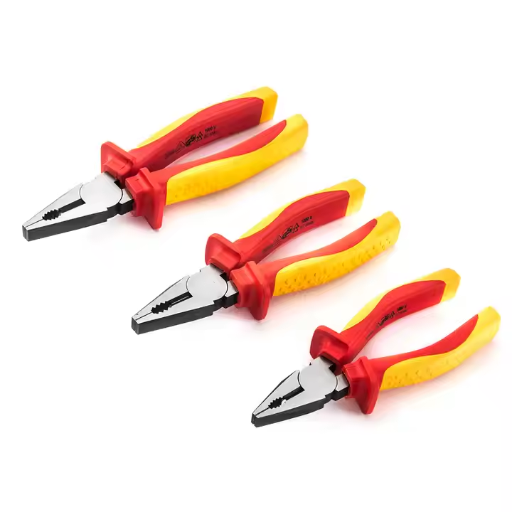 Tang Isolasi (Insulated Pliers)