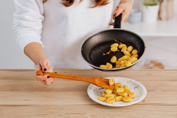 Wajan Anti Lengket: Untuk Memasak Tanpa Repot