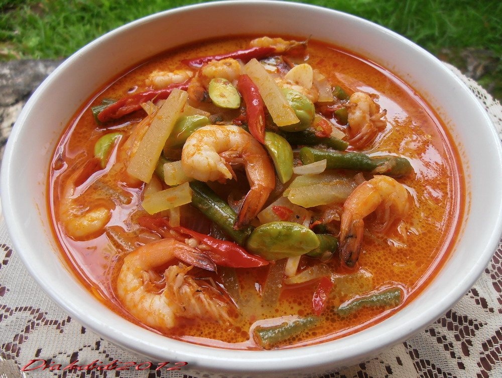 Resep Ketupat Sayur Betawi Pedas