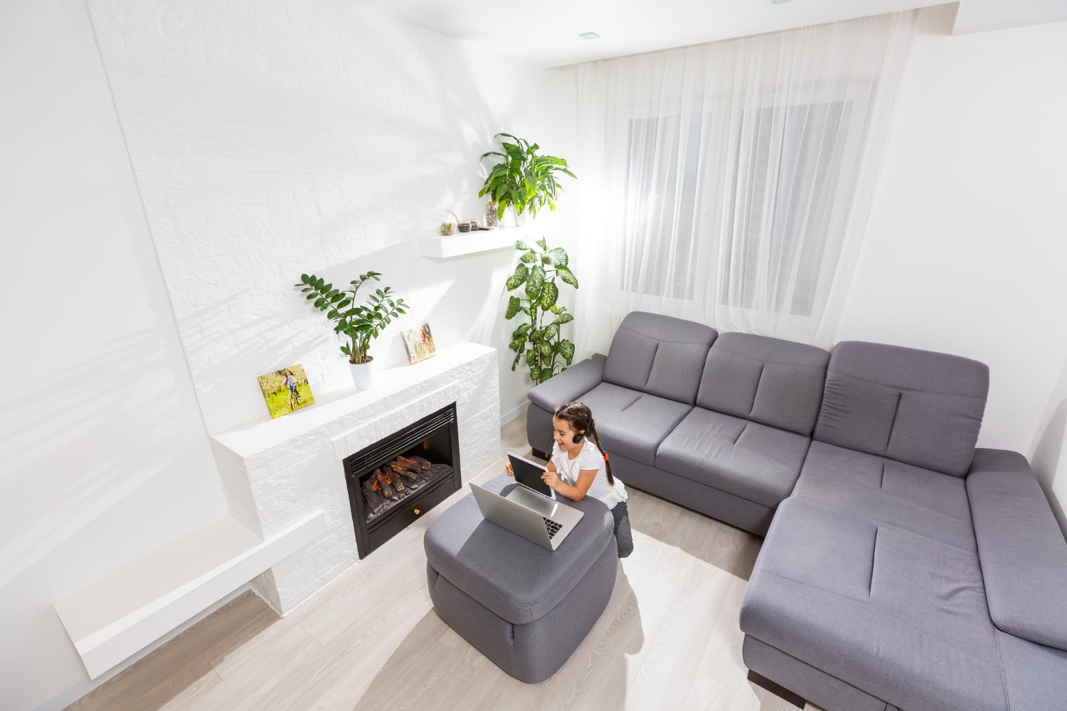 Kursi Sudut (Sofa L)