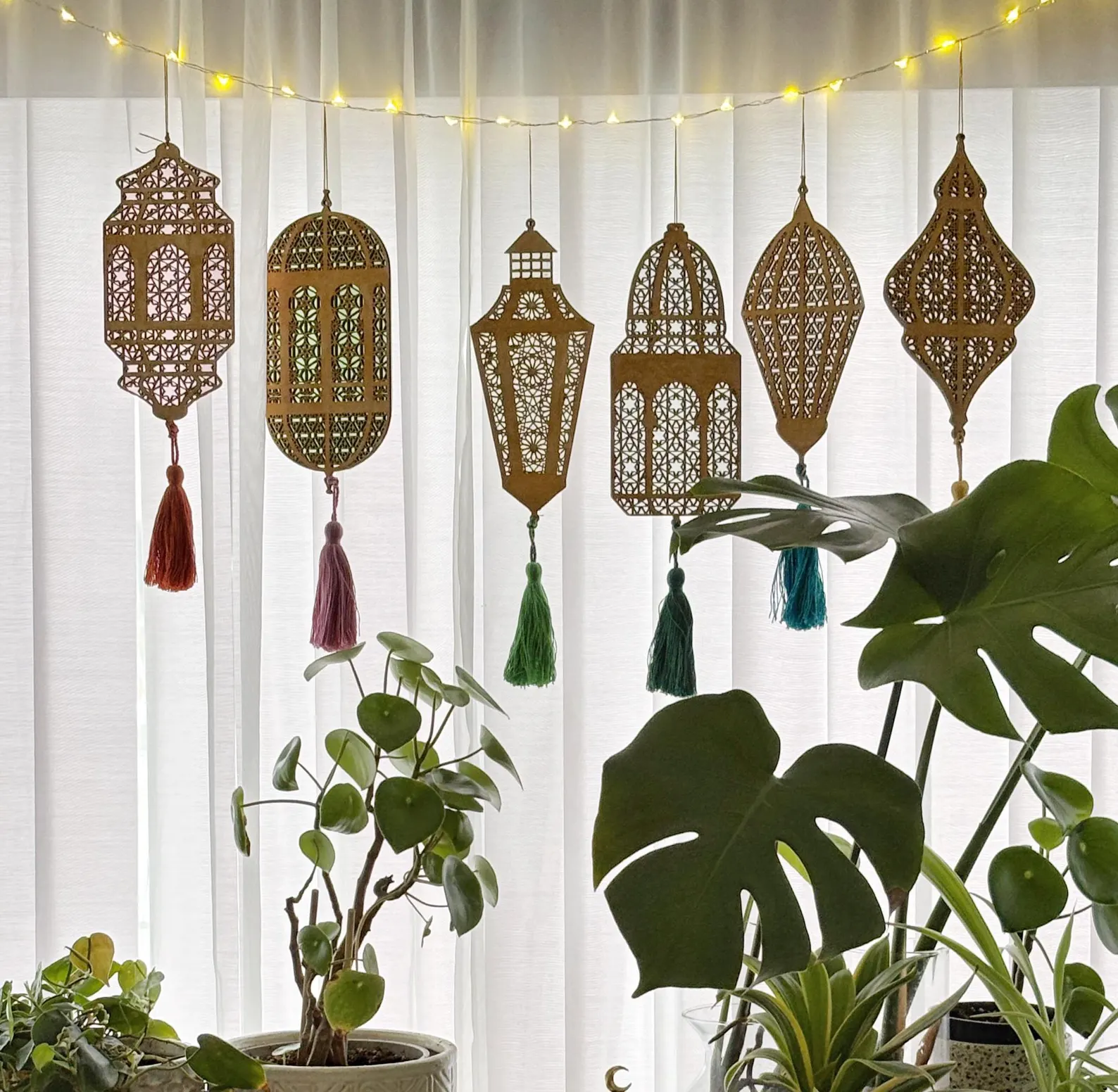 Pernak-pernik Ramadhan | Rangkaian Lampu Hias (String Lights)