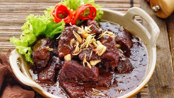 Resep Olahan Daging Sapi : Semur Daging Sapi Pedas