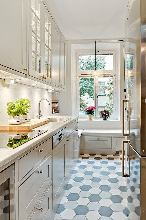 desain dapur minimalis 3x2 keramik motif