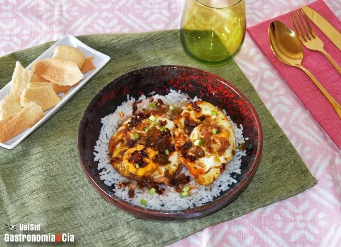 menu makan siang sederhana : Telur ceplok kecap