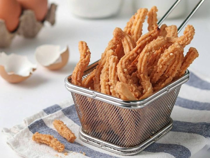 Kue lebaran akar kelapa
