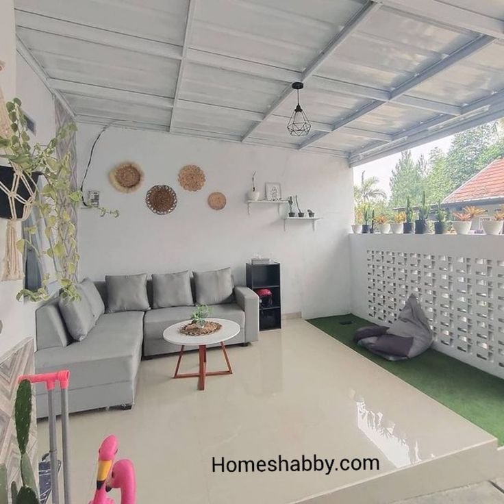 Keramik teras rumah mewah warna putih