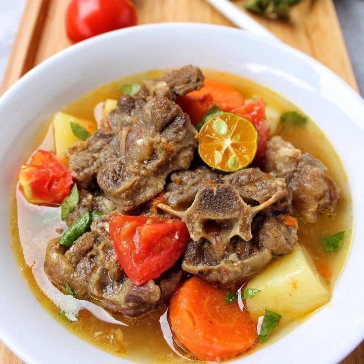 Resep Olahan Daging Sapi : Sop Buntut