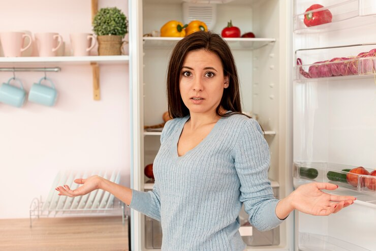 Cek isi kulkas dan freezer sebelum menyimpan daging kurban