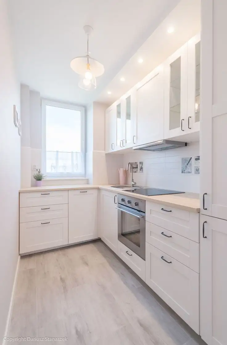 desain dapur minimalis 3x2 serba putih