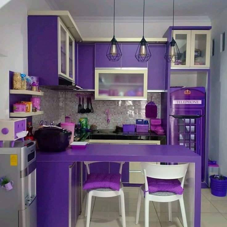 Desain dapur minimalis 3x3 dengan warna ungu