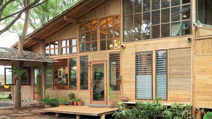 rumah bambu sederhana