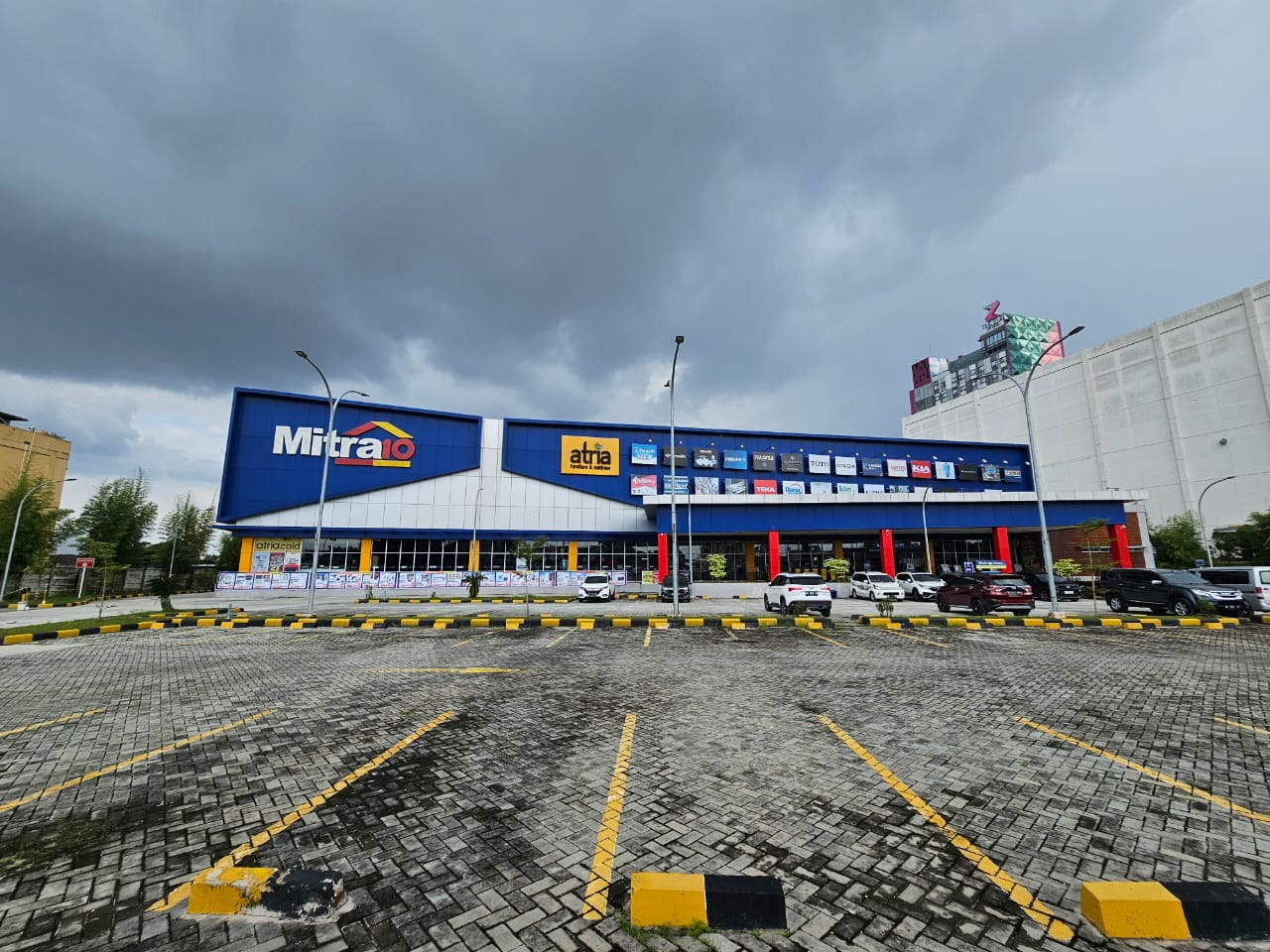 Mitra10 Pekanbaru Garansi Harga Termurah
