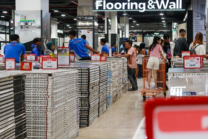 Mitra10 Jambi supermarket bahan bangunan terbesar dan terlengkap di Jambi