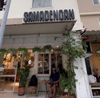 Cafe Jakarta Selatan: sama dengan coffee