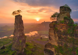 8. Brown Canyon Semarang