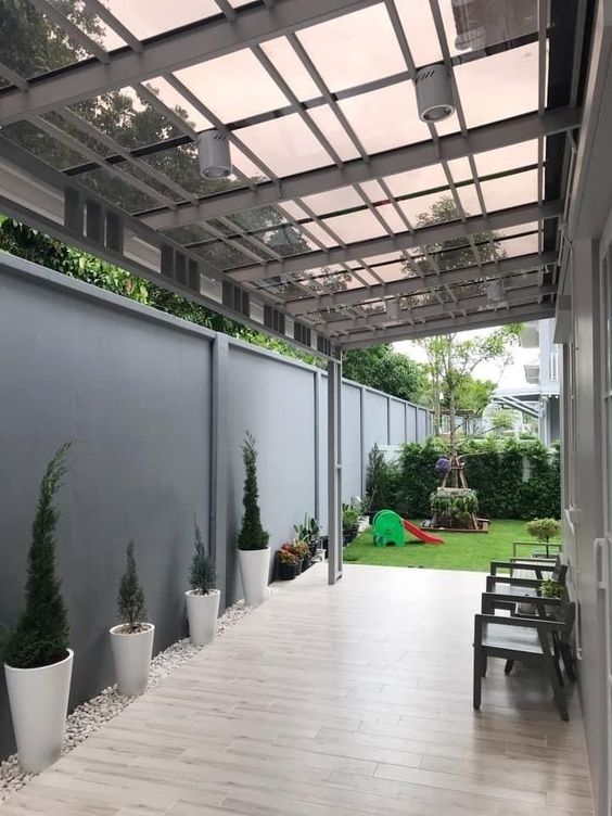 keramik garasi mobil mewah motif polos