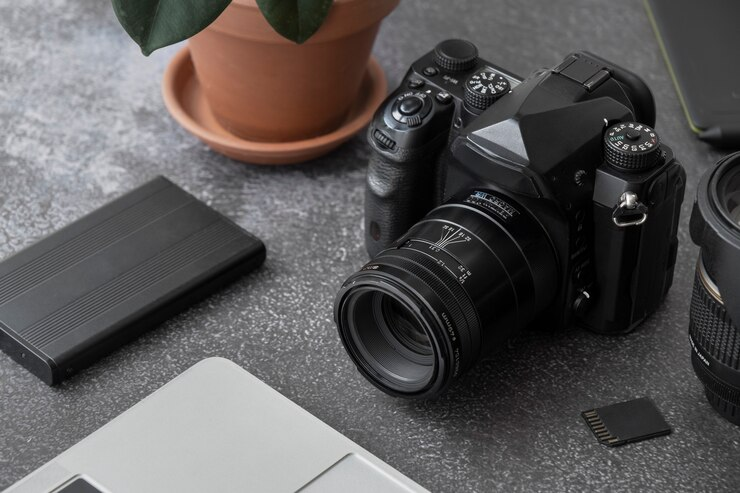 Kado valentine untuk cowok berupa aksesoris fotografi