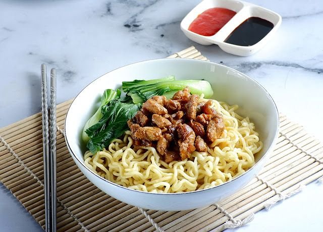 Mie ayam | Menu halal bi halal