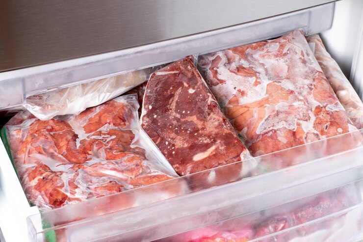 Cara menyimpan daging kurban di kulkas agar awet