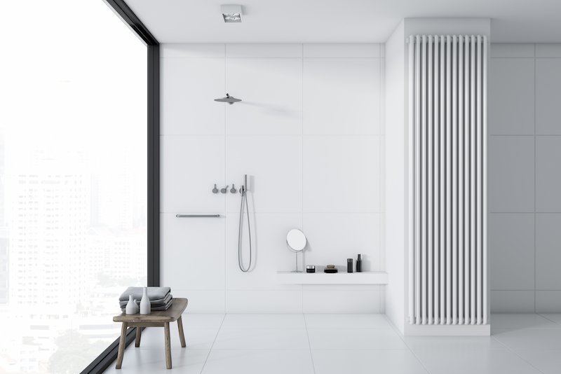 Keramik kamar mandi warna putih
