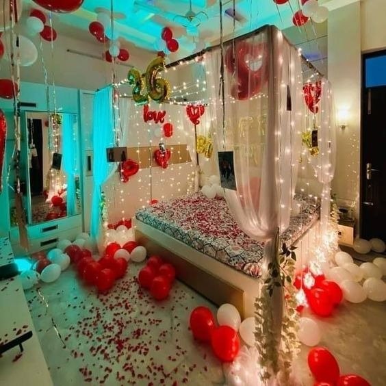 dekor kamar pengantin dengan lampu hias