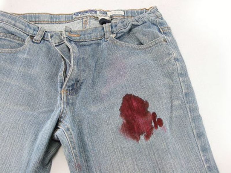 cara menghilangkan noda cat minyak