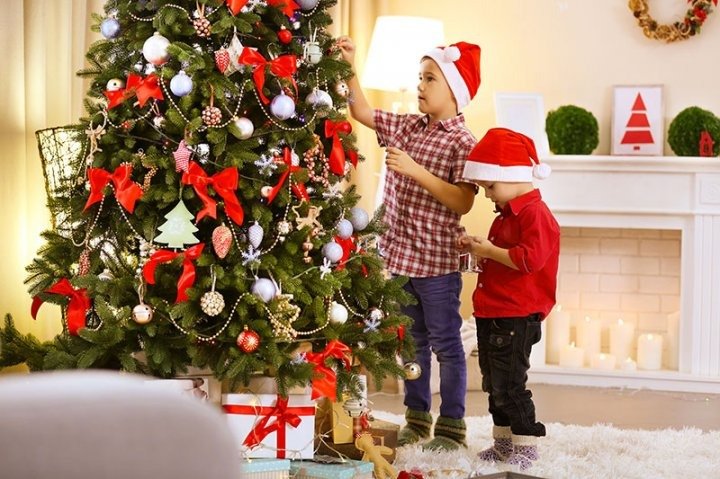 dekorasi natal pohon