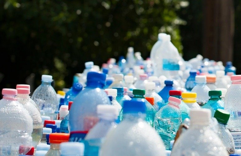 sampah plastik rumahan
