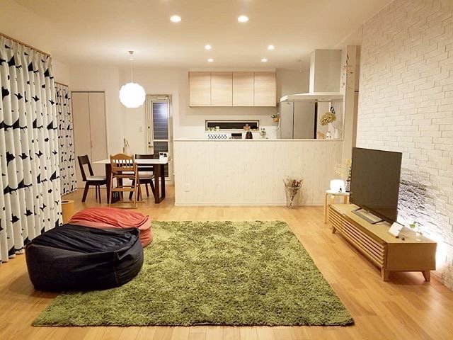 cat ruang tv minimalis