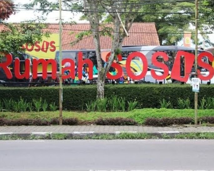 Rumah Sosis Lembang