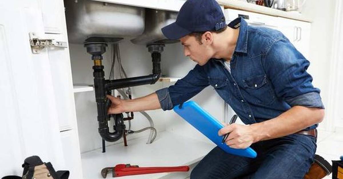 10 Cara Jitu Mengatasi Saluran Air Mampet dengan Mudah, Tanpa Panggil Tukang