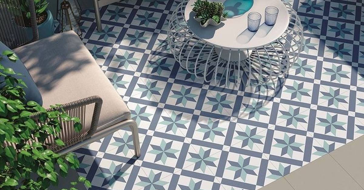 16 Inspirasi Keramik Teras Rumah Mewah dan Berkelas